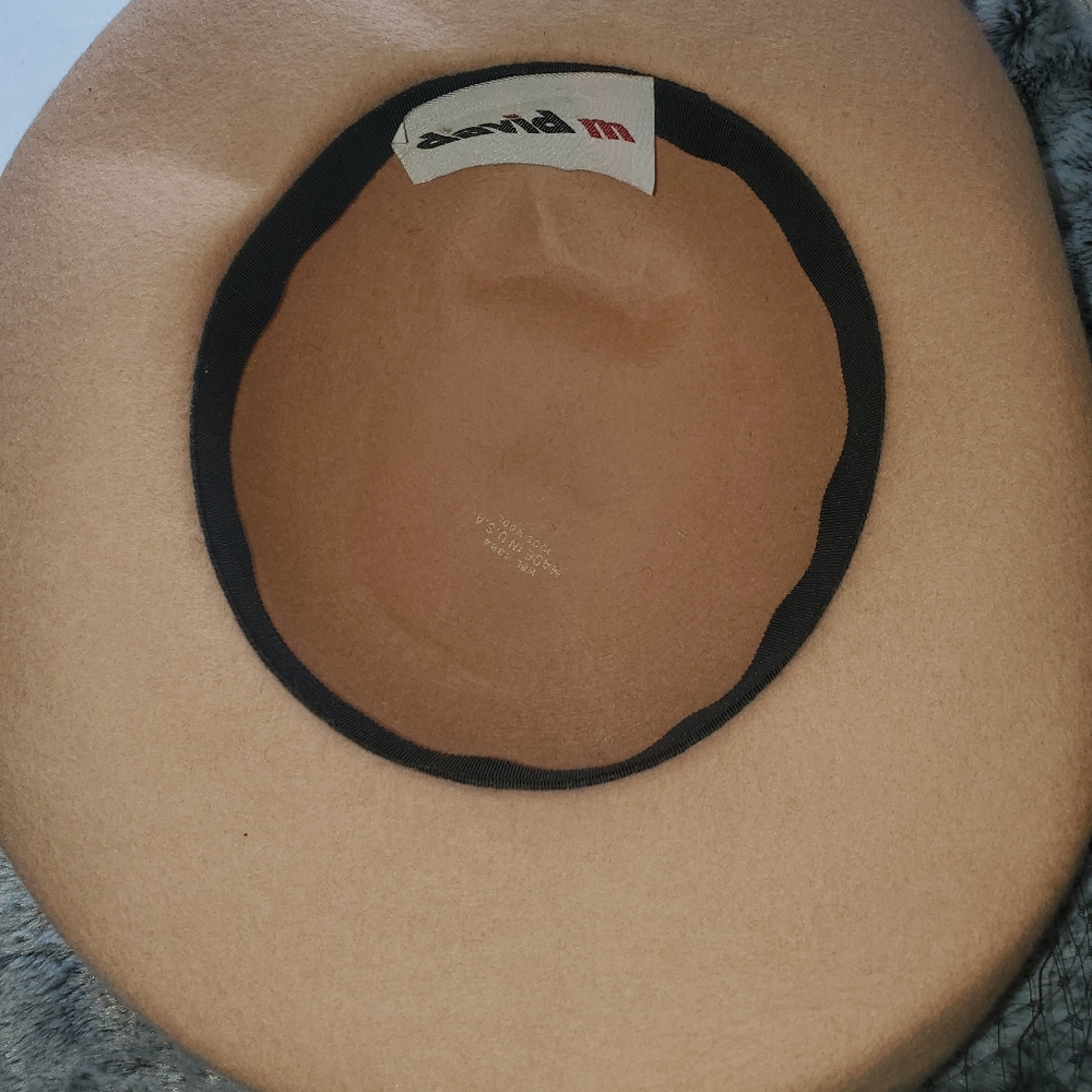 Woman Hat - Picture 4 of 5
